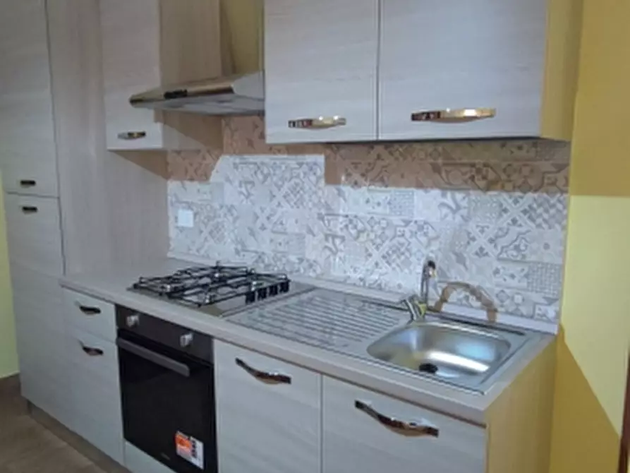 Immagine 6 di Appartamento in affitto  in Via Torino a Floridia