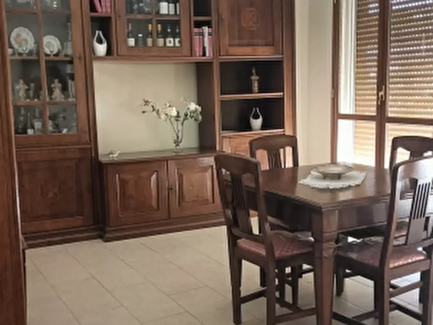 Immagine 10 di Appartamento in affitto  in via garibaldi a Floridia