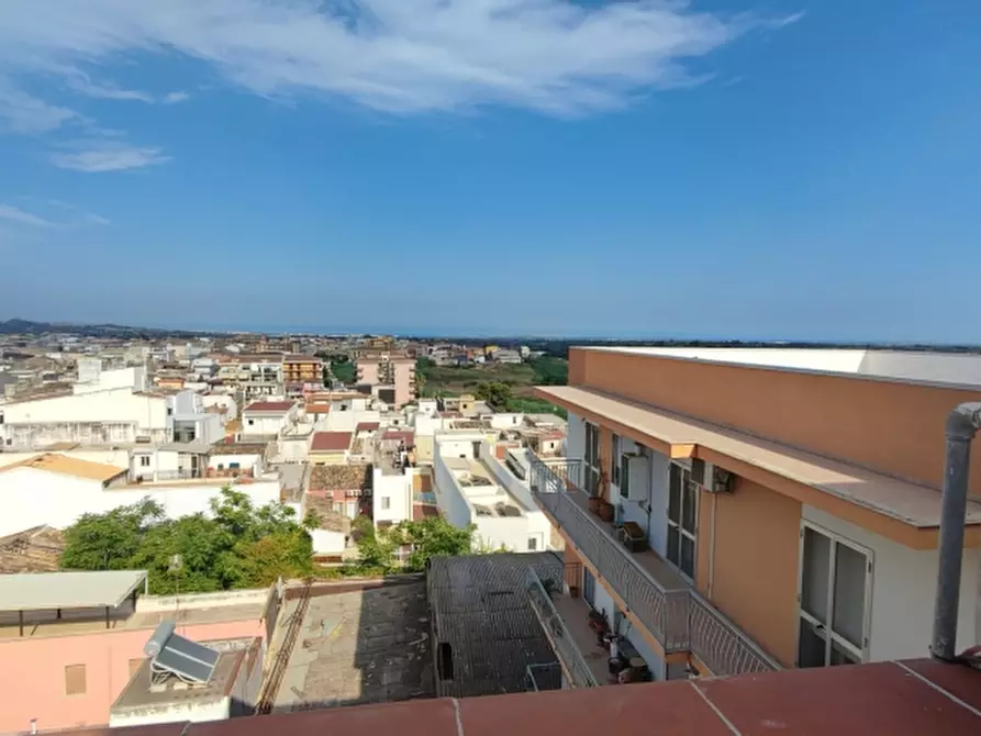 Immagine 30 di Appartamento in affitto  in Piazza Marconi a Floridia