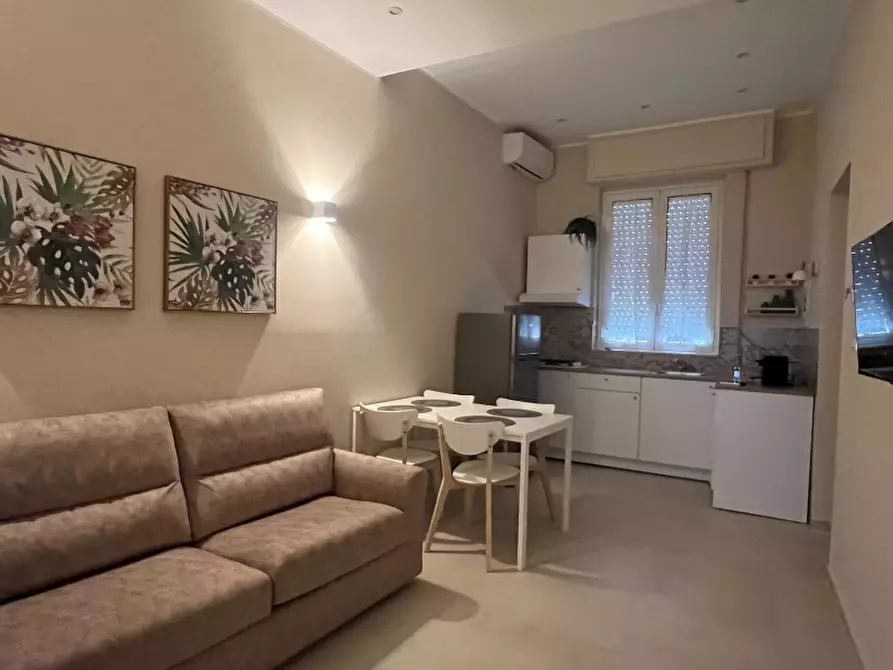 Immagine 17 di Casa vacanze in affitto  in Via Avola a Floridia