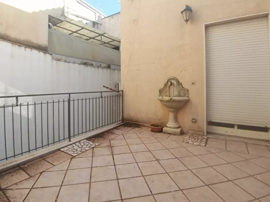 Immagine 10 di Appartamento in vendita  in Via Duca Degli Abruzzi 18 a Floridia