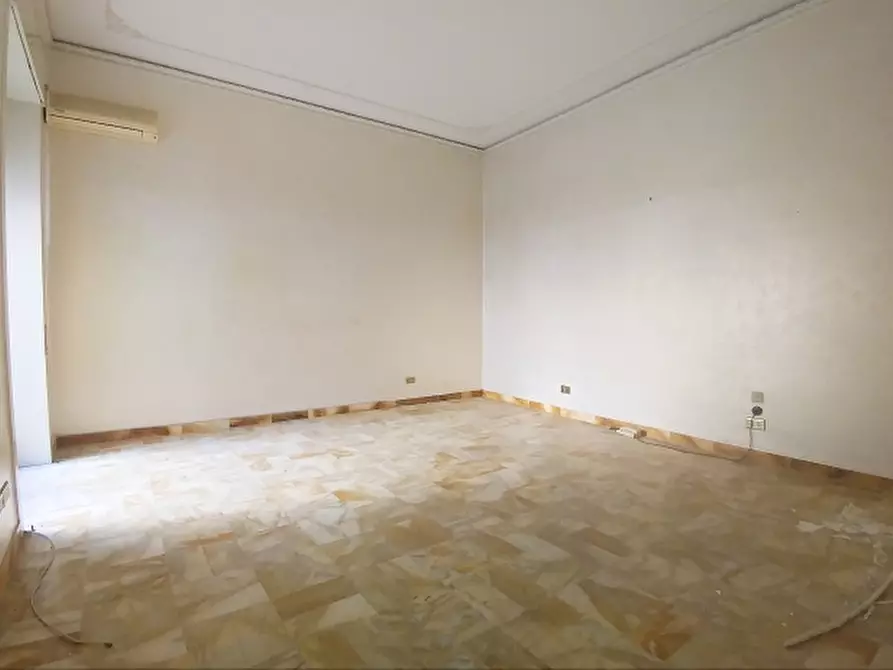 Immagine 21 di Appartamento in vendita  in Via Duca Degli Abruzzi 18 a Floridia