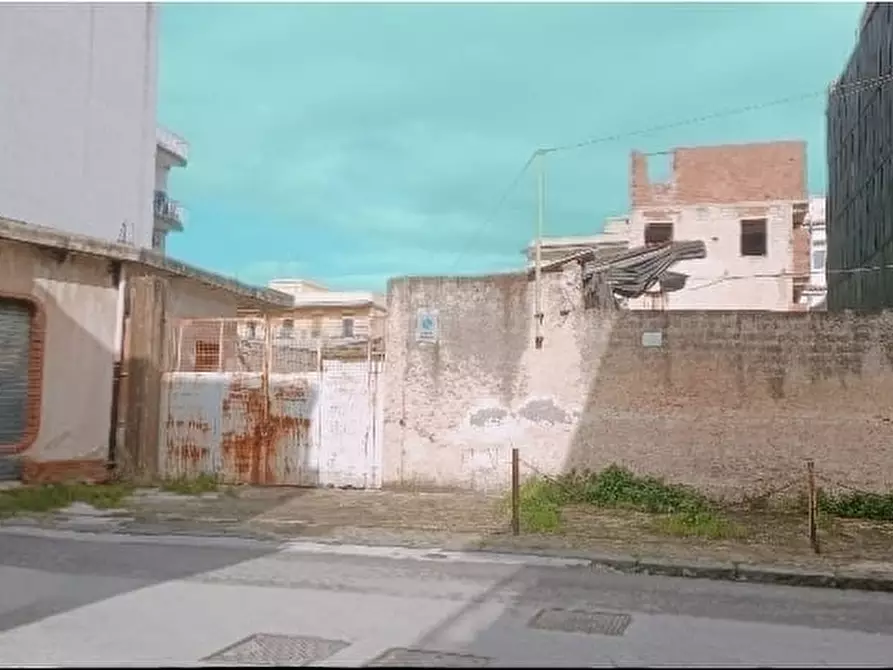 Immagine 1 di Magazzino in vendita  in Via Firenze a Floridia