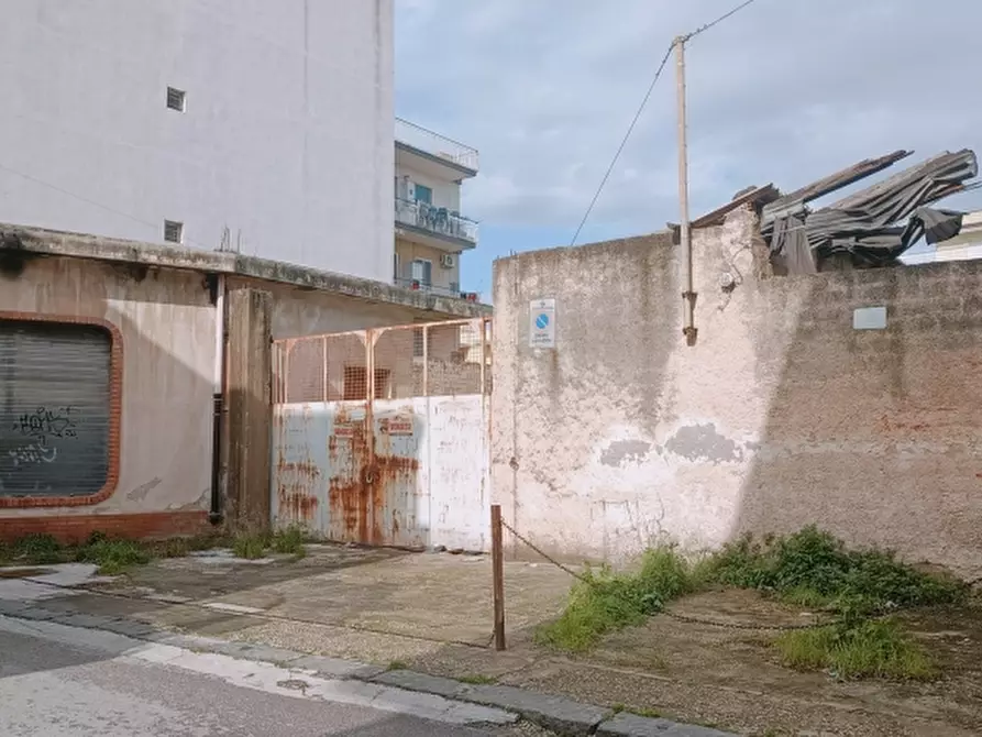 Immagine 2 di Magazzino in vendita  in Via Firenze a Floridia