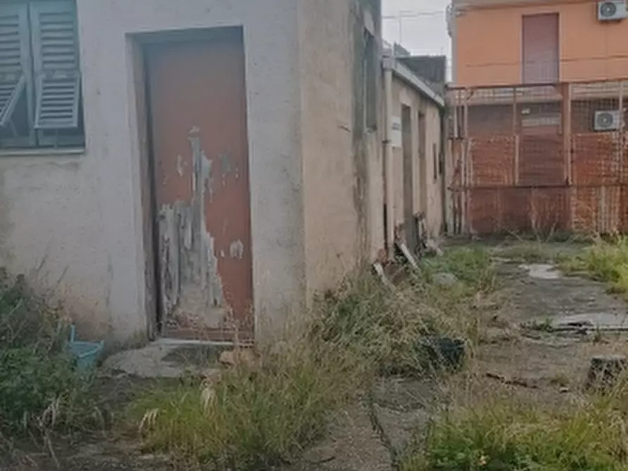 Immagine 14 di Magazzino in vendita  in Via Firenze a Floridia