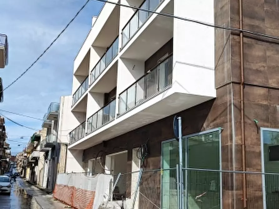 Immagine 2 di Appartamento in vendita  in Via Bissolati a Solarino