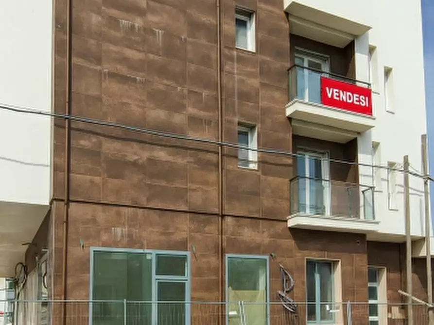 Immagine 4 di Appartamento in vendita  in Via Bissolati a Solarino