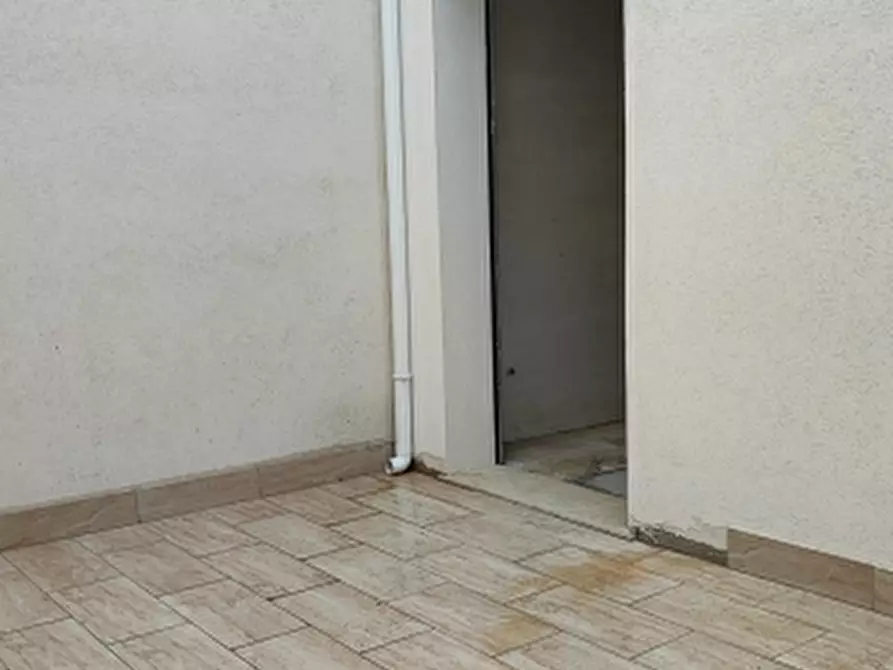 Immagine 10 di Appartamento in vendita  in Via Bissolati a Solarino