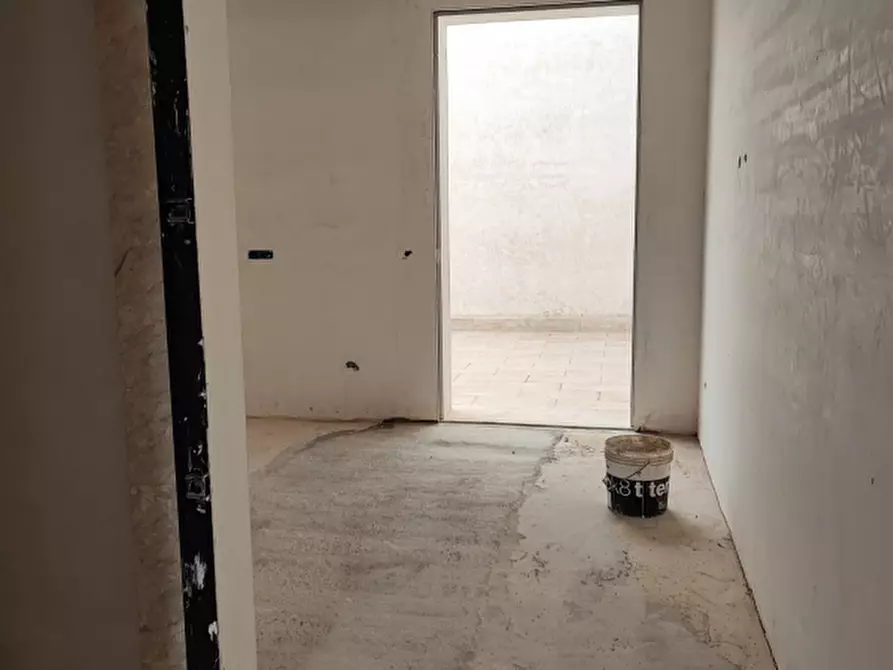 Immagine 13 di Appartamento in vendita  in Via Bissolati a Solarino