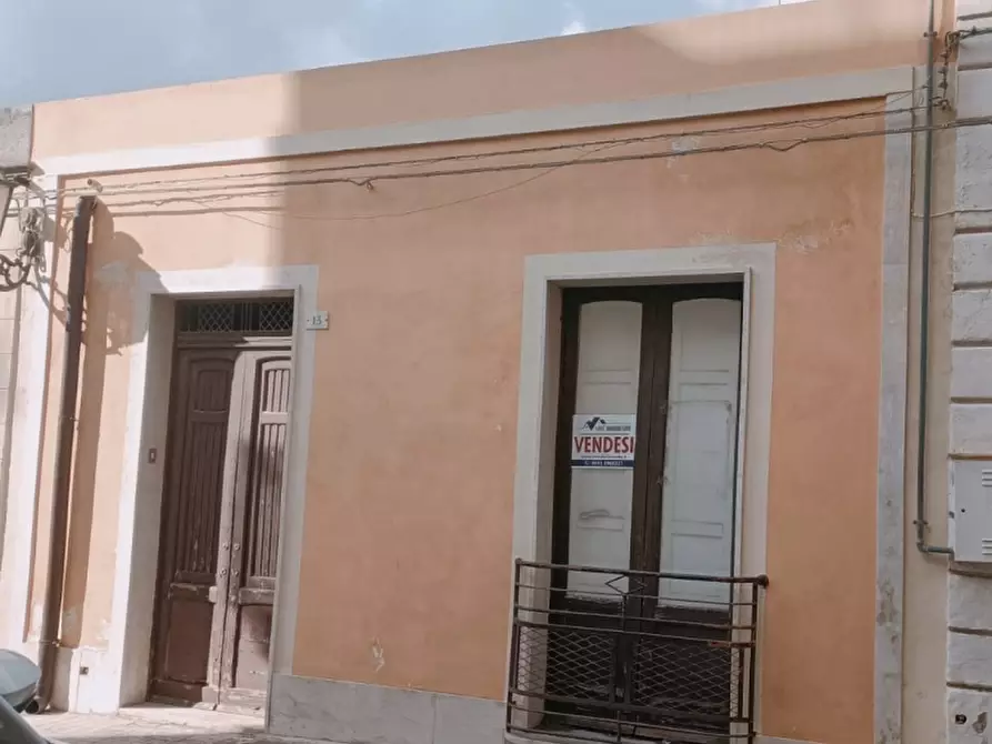 Immagine 1 di Casa indipendente in vendita  in Via Alfieri 13 a Floridia