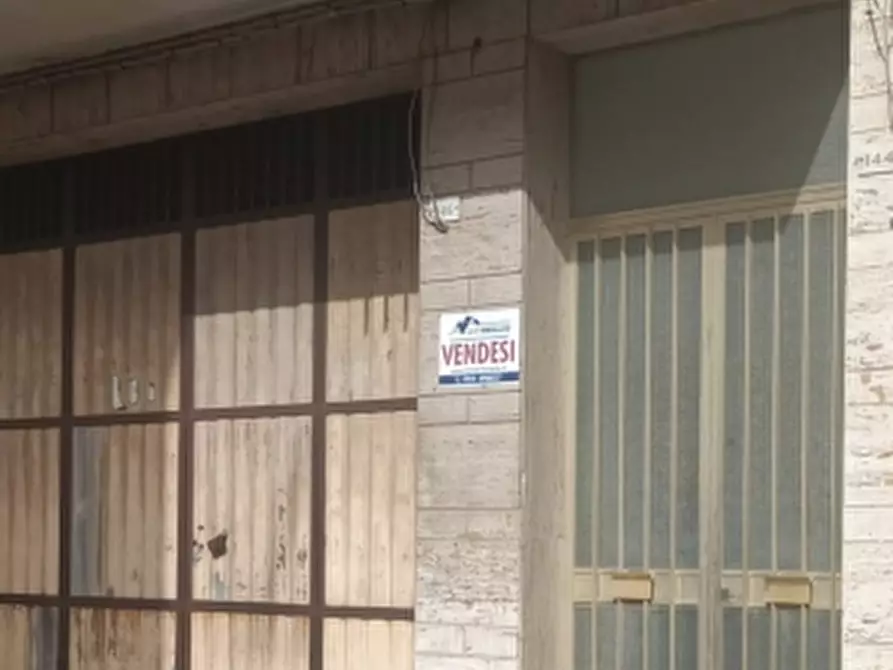 Immagine 2 di Casa indipendente in vendita  in Via Garibadi a Floridia