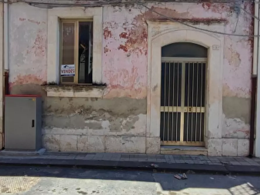 Immagine 1 di Casa indipendente in vendita  in Via Carbonaro 3 a Floridia