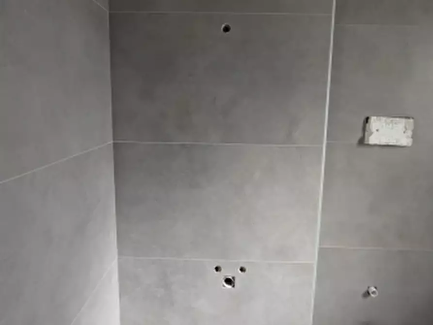 Immagine 10 di Appartamento in vendita  in Via Bissolati a Solarino