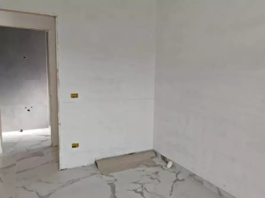 Immagine 17 di Appartamento in vendita  in Via Bissolati a Solarino