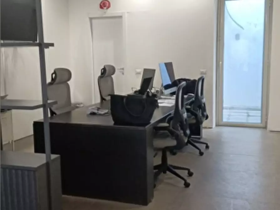 Immagine 6 di Locale commerciale in affitto  in Via Epicarmo a Siracusa