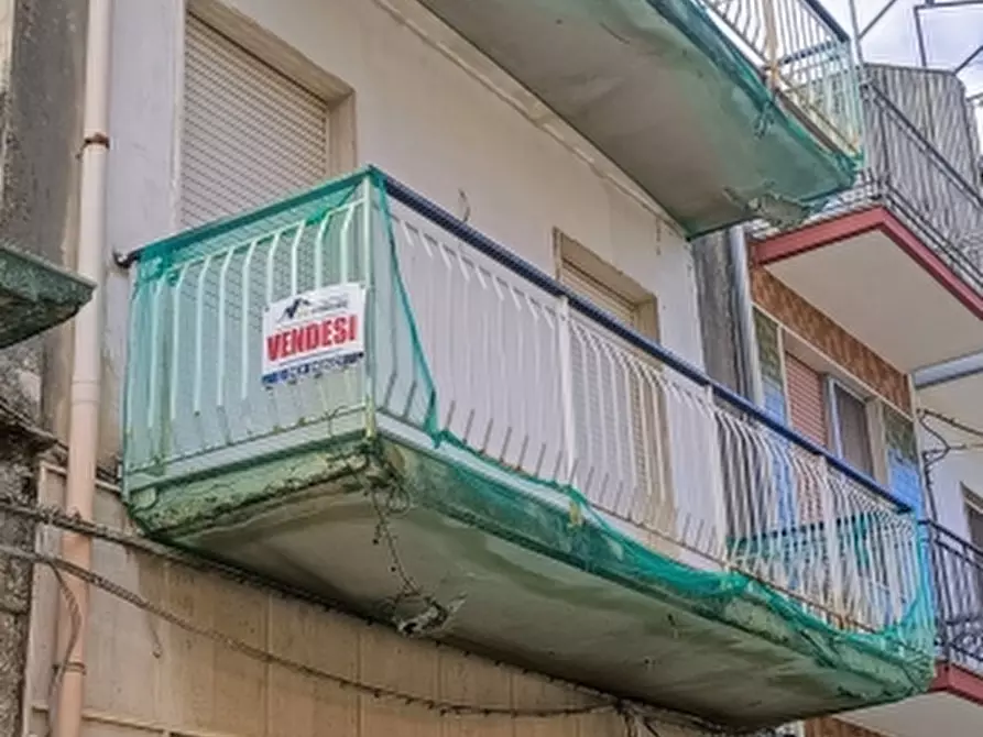 Immagine 2 di Casa indipendente in vendita  a Floridia