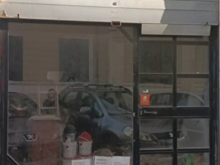 Immagine 1 di Locale commerciale in vendita  in Via Epicarmo 17 a Siracusa