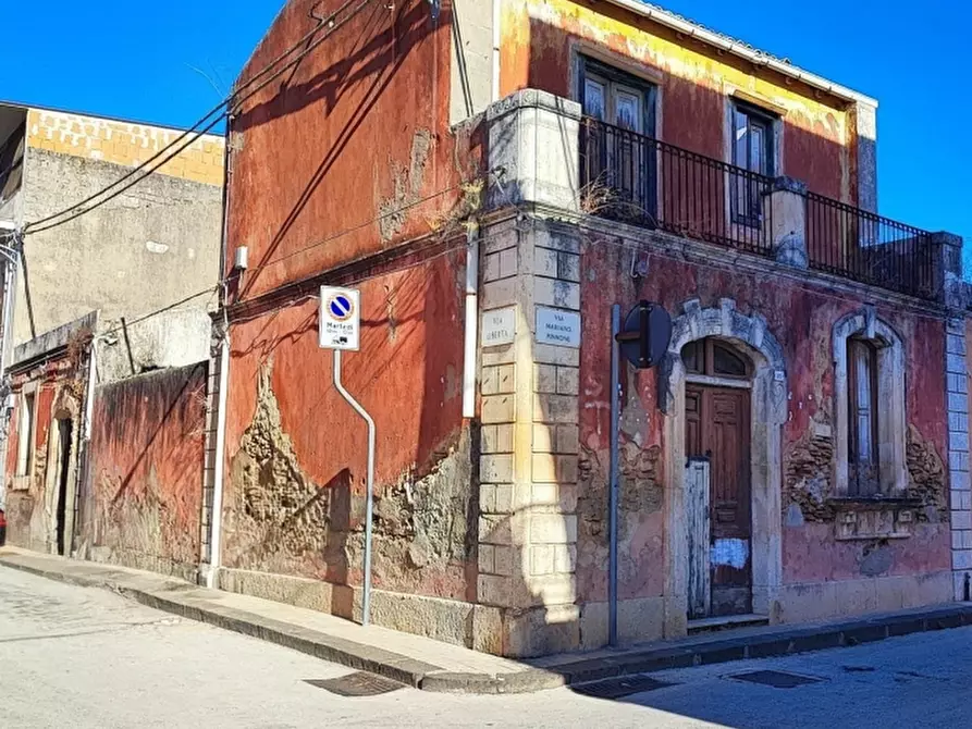 Immagine 1 di Casa indipendente in vendita  in Via Libertà 125 a Floridia