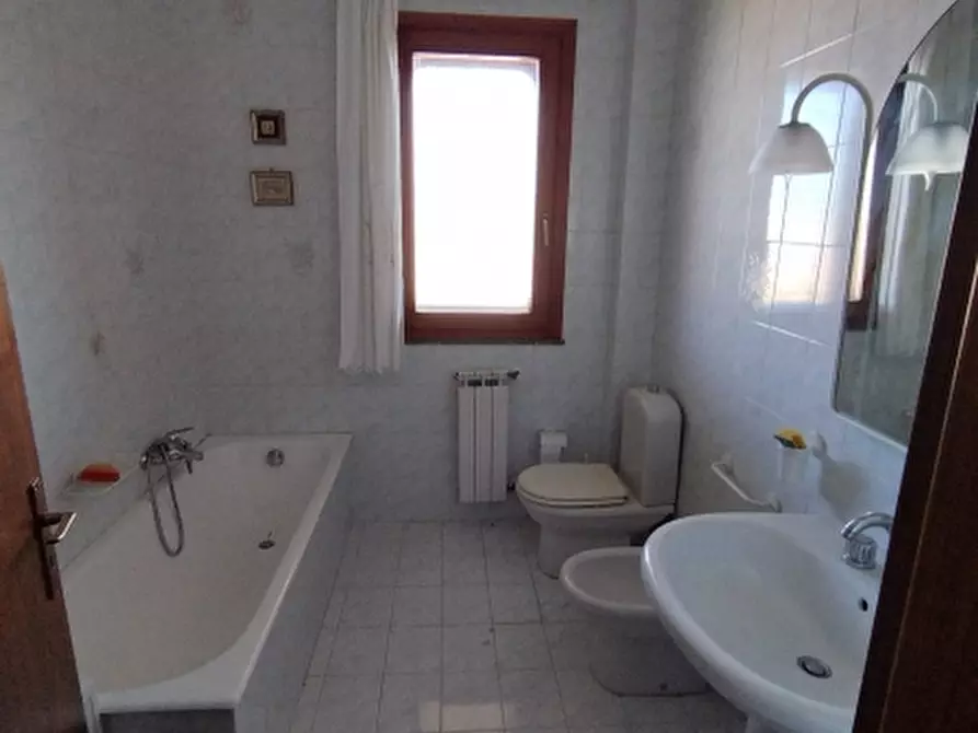 Immagine 14 di Appartamento in vendita  in Via Mattarella 25 a Floridia