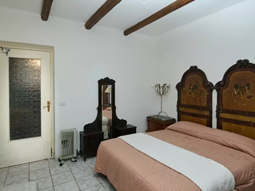 Immagine 19 di Villa in vendita  in Contrada Isola a Siracusa