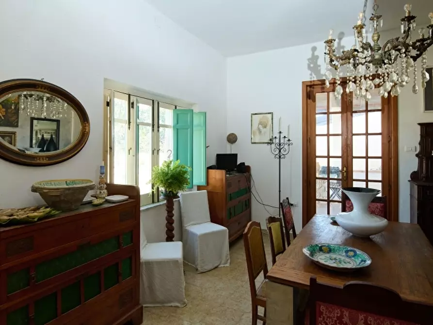 Immagine 14 di Villa in vendita  in Contrada Isola a Siracusa