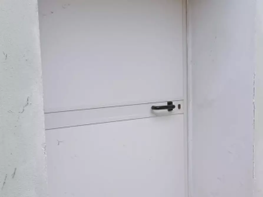 Immagine 17 di Bar / Ristorante in vendita  in Via Archimede 97 a Floridia