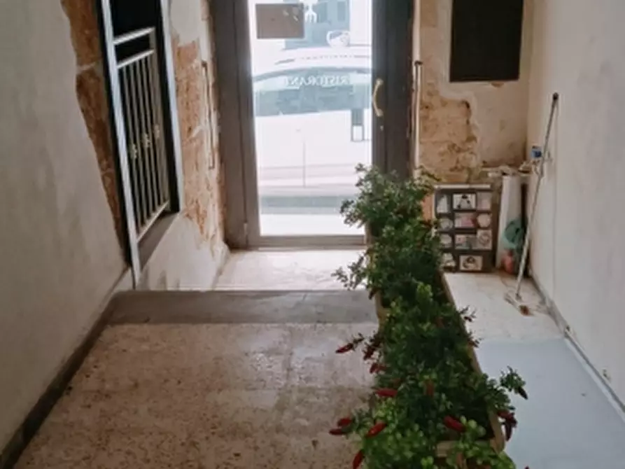 Immagine 23 di Bar / Ristorante in vendita  in Via Archimede 97 a Floridia