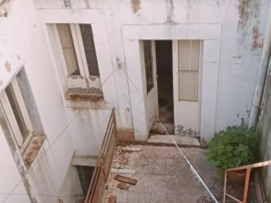Immagine 2 di Casa indipendente in vendita  in Corso Vittorio Emanuele a Floridia