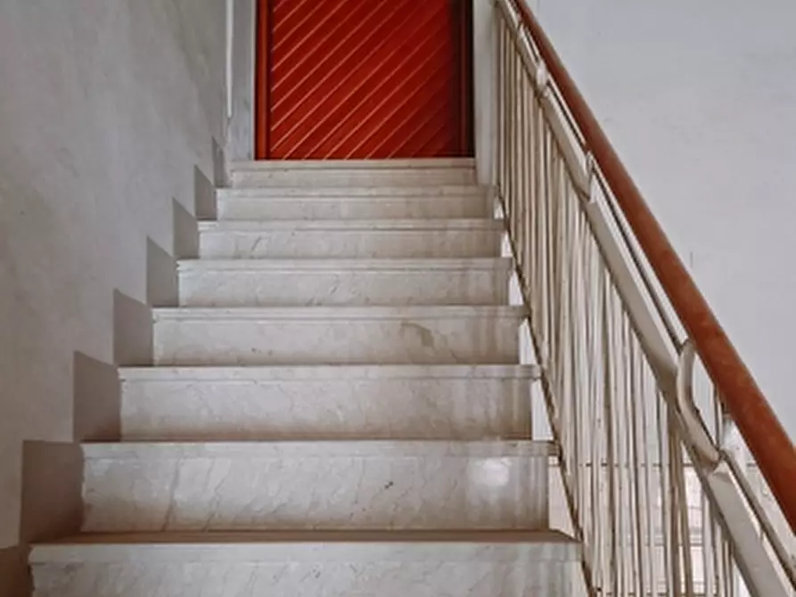 Immagine 4 di Magazzino in vendita  in Via libertà a Floridia