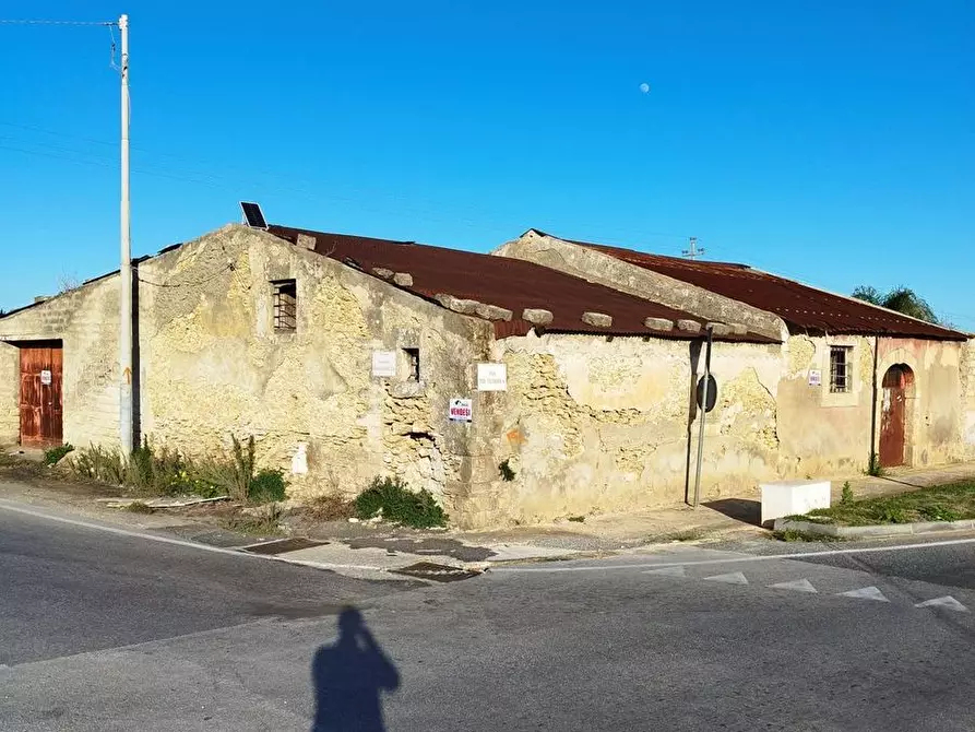 Immagine 2 di Terreno industriale in vendita  a Siracusa