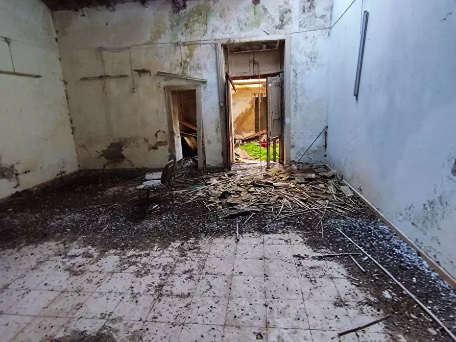 Immagine 2 di Casa indipendente in vendita  a Floridia