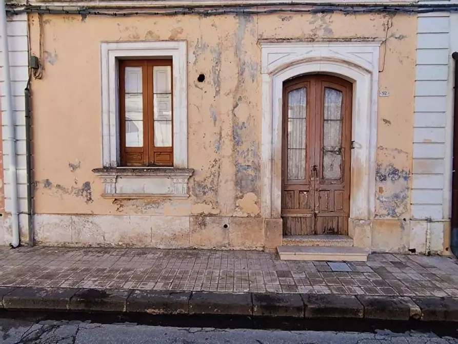 Immagine 1 di Casa indipendente in vendita  in Via San Martino 92 a Floridia