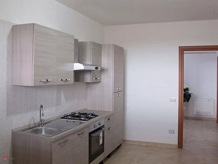 Immagine 2 di Appartamento in vendita  in Viale Vittorio Veneto a Floridia