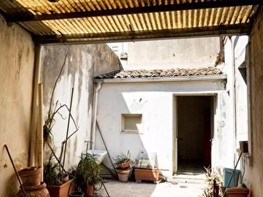 Immagine 20 di Casa indipendente in vendita  in Via Alfieri 105 a Floridia
