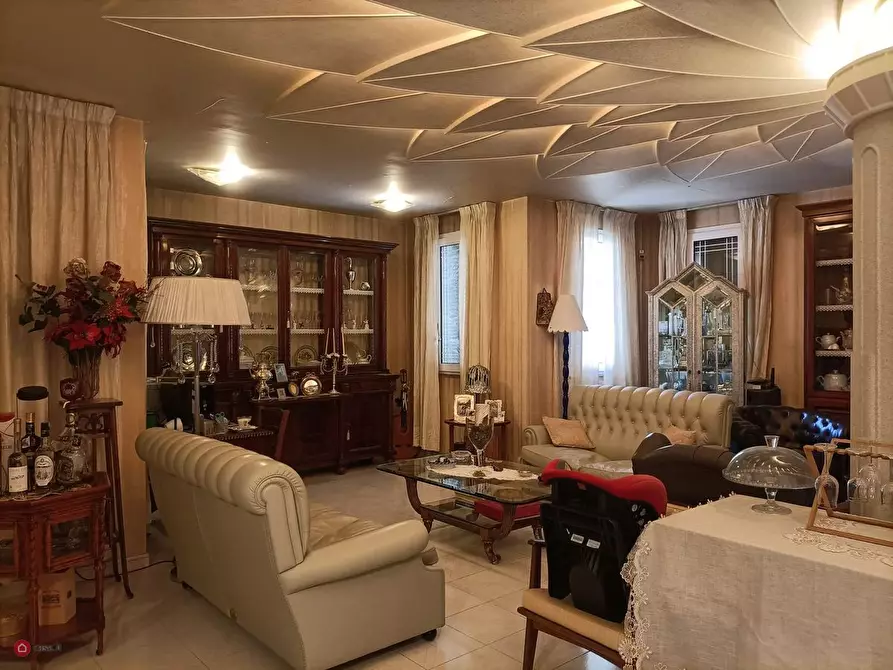 Immagine 32 di Villa in vendita  a Floridia