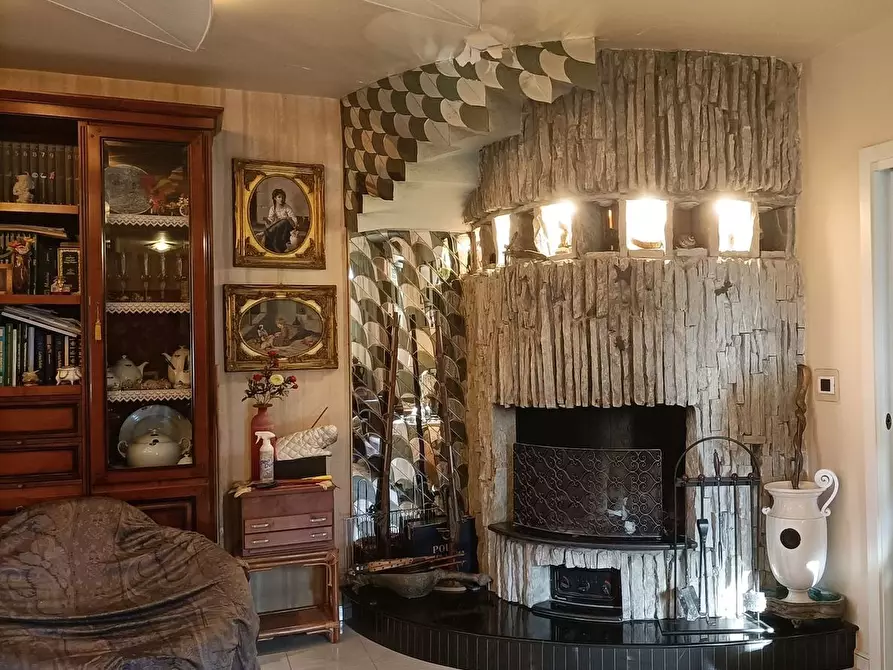 Immagine 34 di Villa in vendita  a Floridia