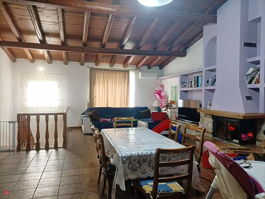 Immagine 3 di Casa indipendente in vendita  a Floridia