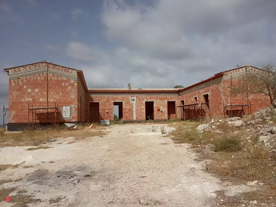 Immagine 25 di Casa indipendente in vendita  a Noto