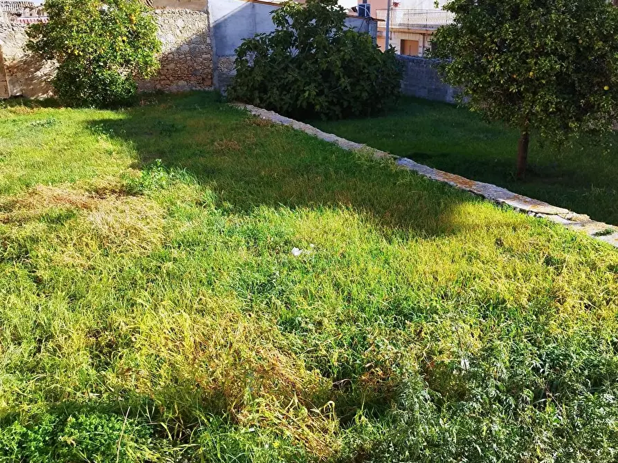 Immagine 4 di Terreno residenziale in vendita  a Solarino