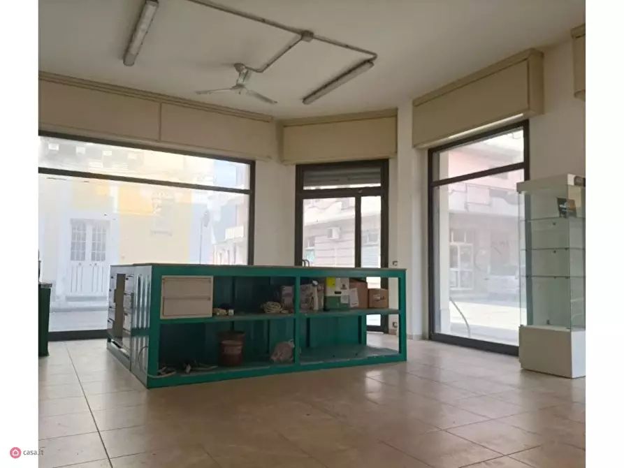 Immagine 3 di Attività commerciale in vendita  in Via Archimede a Floridia