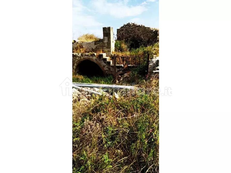 Immagine 4 di Terreno industriale in vendita  in Strada Serra a Siracusa