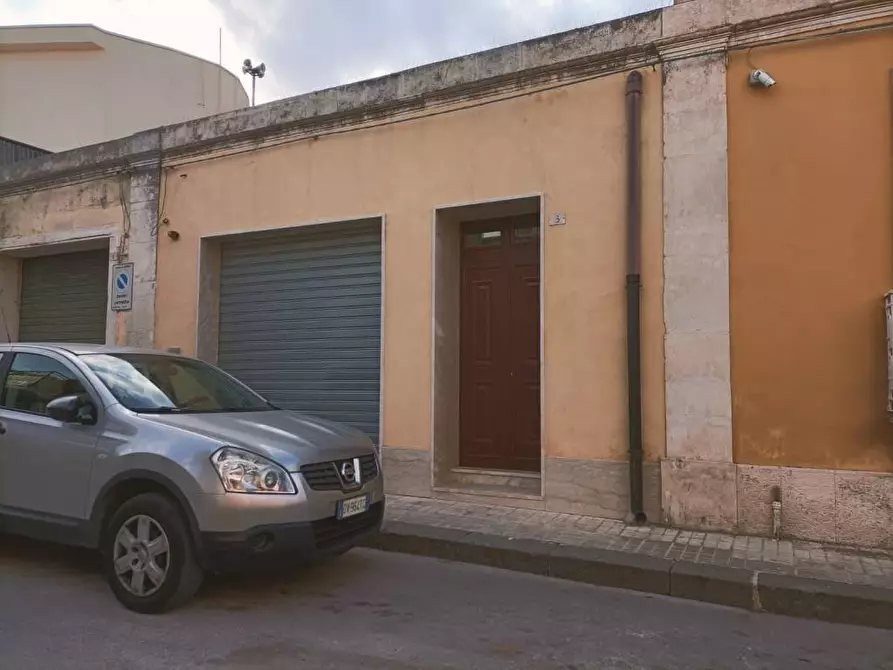 Immagine 1 di Casa indipendente in vendita  in Via Gian Domenico Romagnosi 47/A a Floridia