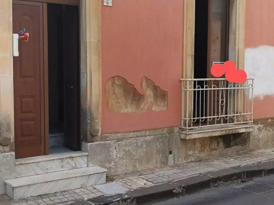 Immagine 1 di Casa indipendente in vendita  in Via Gian Domenico Romagnosi 47/A a Floridia