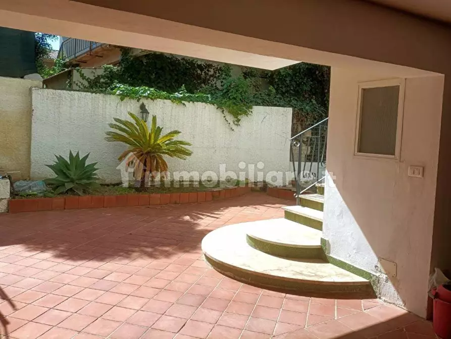 Immagine 10 di Villa in vendita  in Via delle Muse a Siracusa