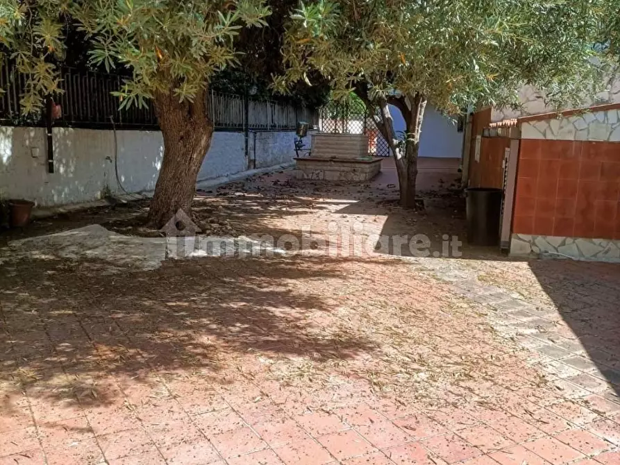 Immagine 11 di Villa in vendita  in Via delle Muse a Siracusa