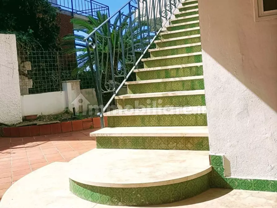 Immagine 2 di Villa in vendita  in Via delle Muse a Siracusa