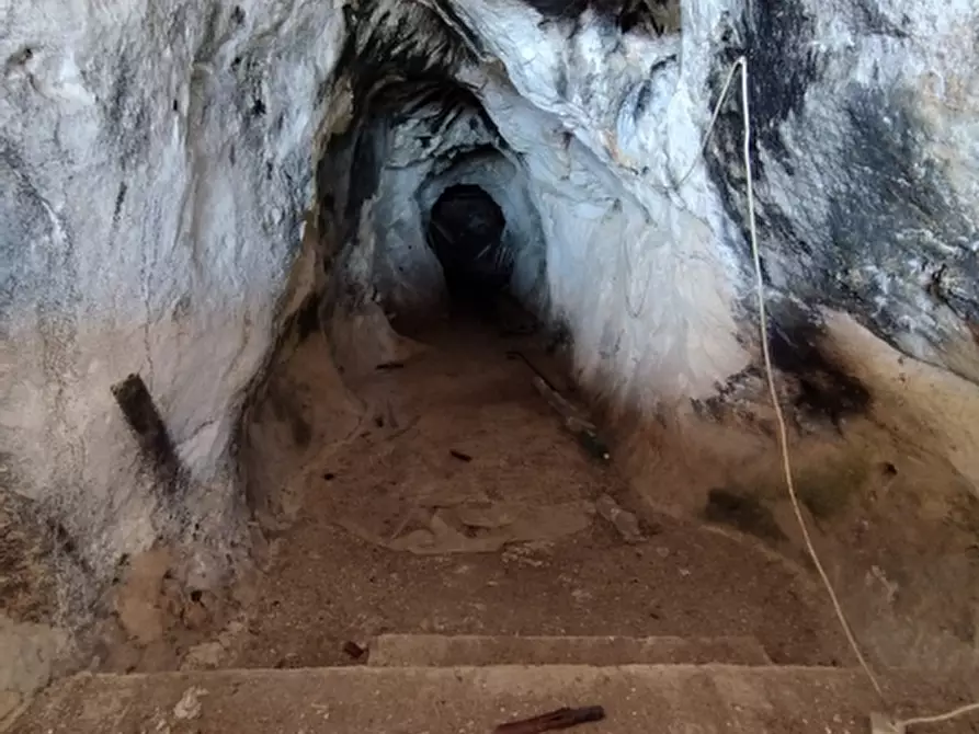 Immagine 12 di Terreno residenziale in vendita  a Floridia