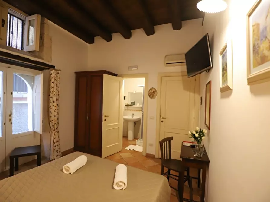 Immagine 9 di Casa indipendente in vendita  a Siracusa