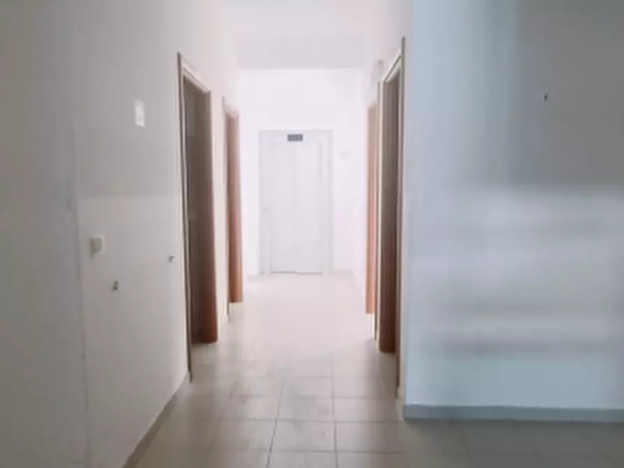 Immagine 11 di Palazzo in vendita  in Via Albani a Floridia