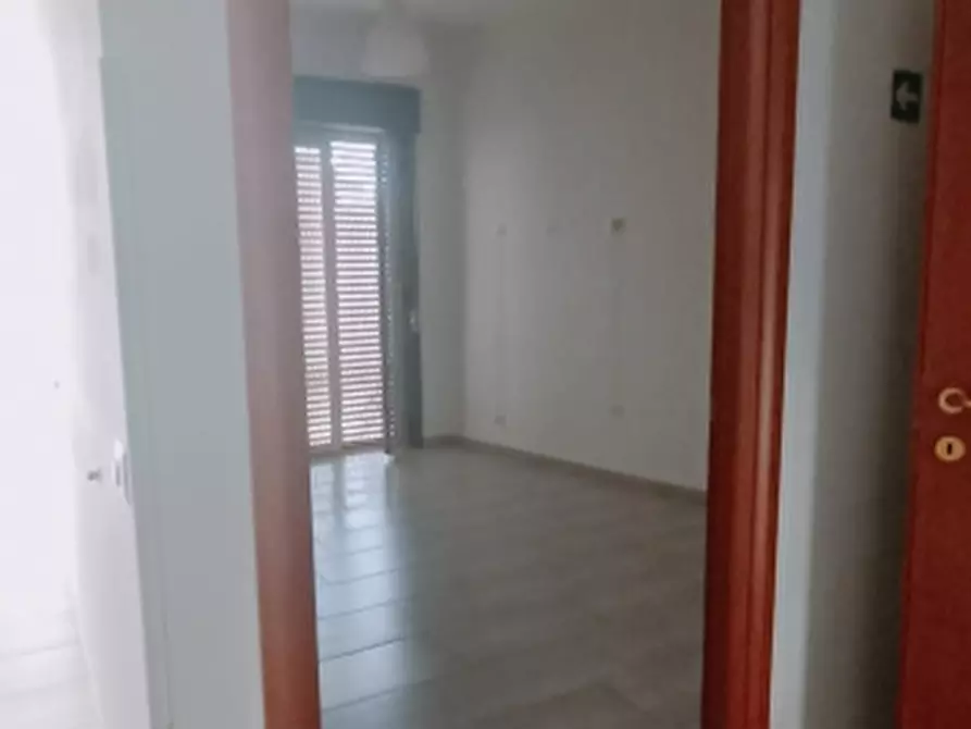 Immagine 21 di Palazzo in vendita  in Via Albani a Floridia